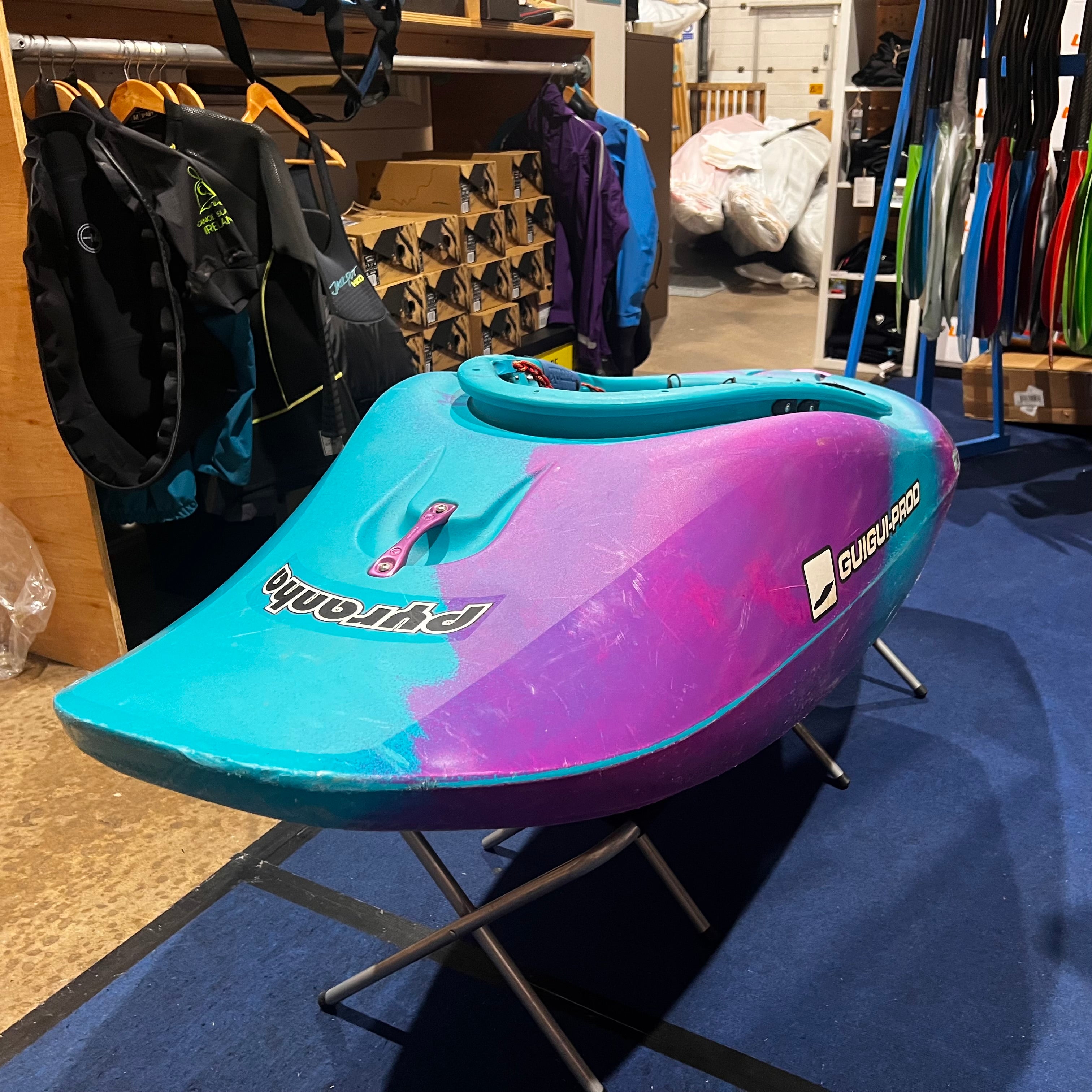 Pyranha x GUIGUI-Prod Helectron M Cotinga Blue EX-Demo