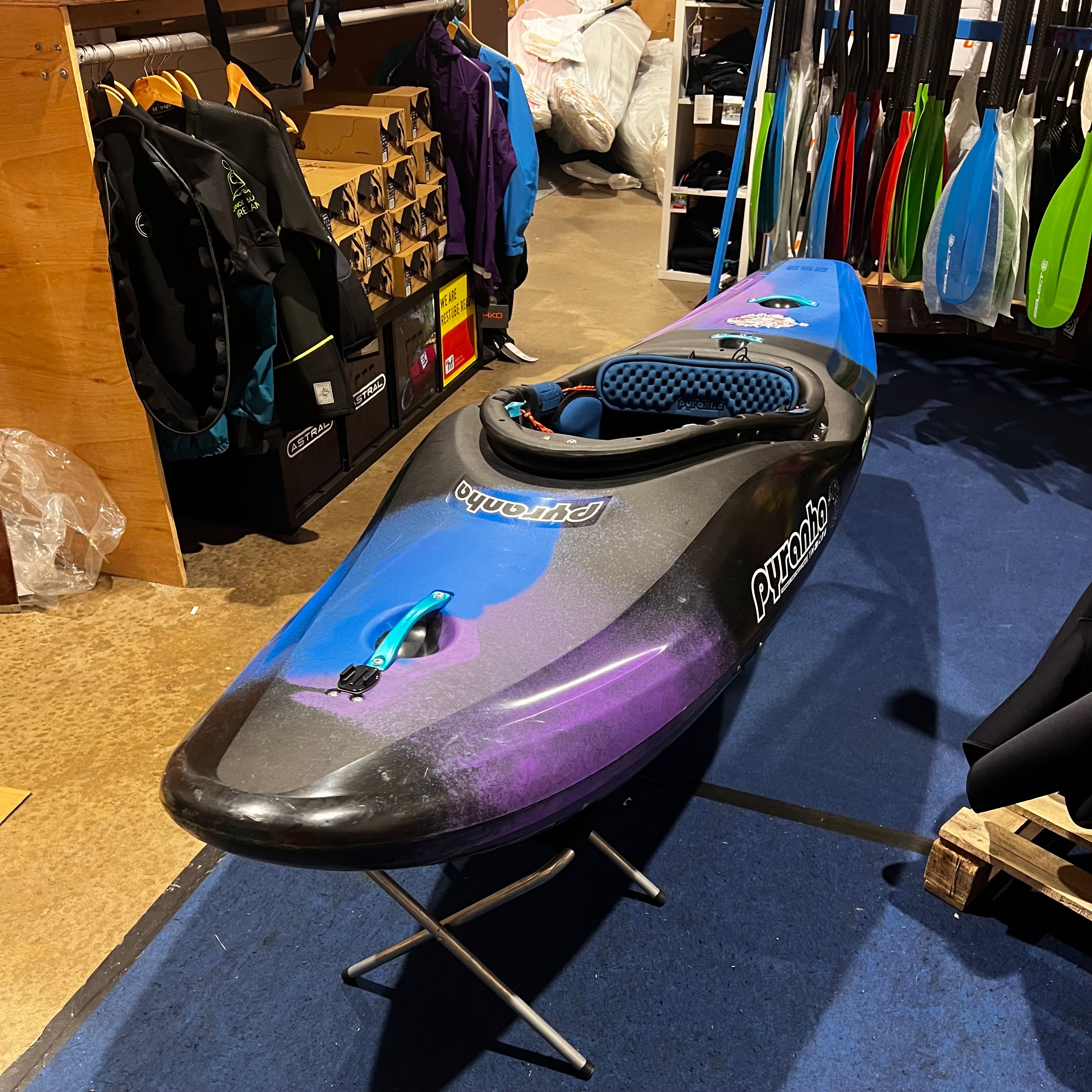 Pyranha Firecracker 252 Elite Custom - Preowned